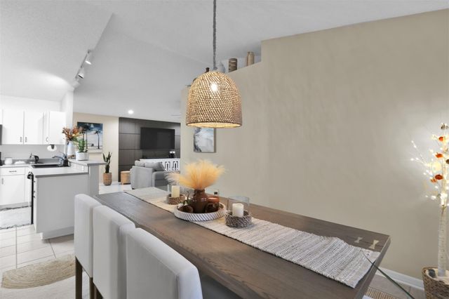 5285 NW 117th Avenue, Coral Springs, FL 33076