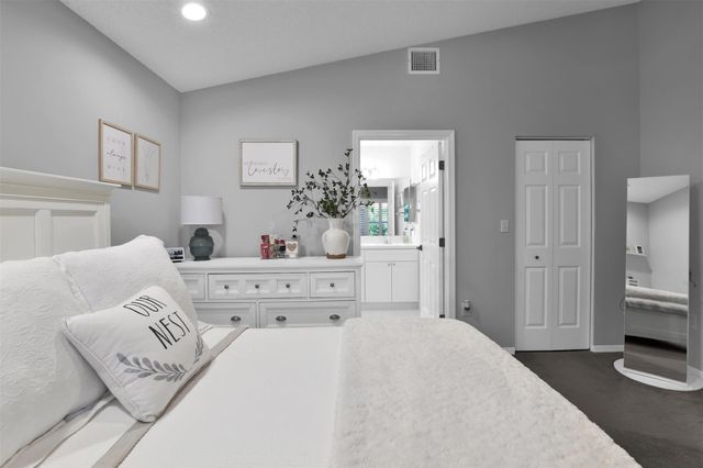 5285 NW 117th Avenue, Coral Springs, FL 33076