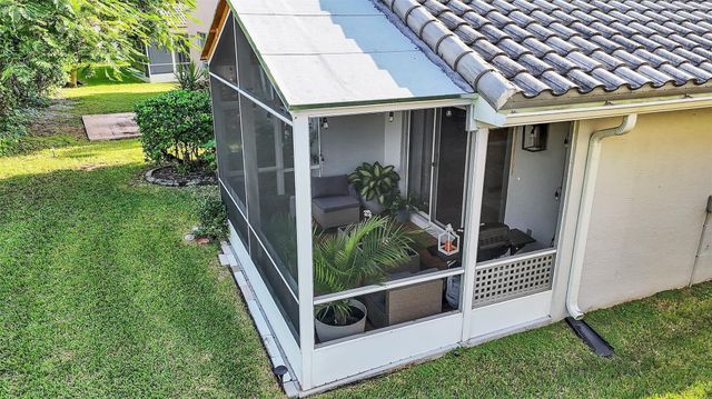 5285 NW 117th Avenue, Coral Springs, FL 33076