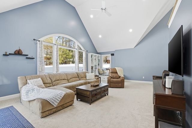 15 Gilson Road, Groton, MA 01450