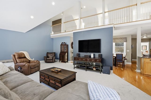 15 Gilson Road, Groton, MA 01450