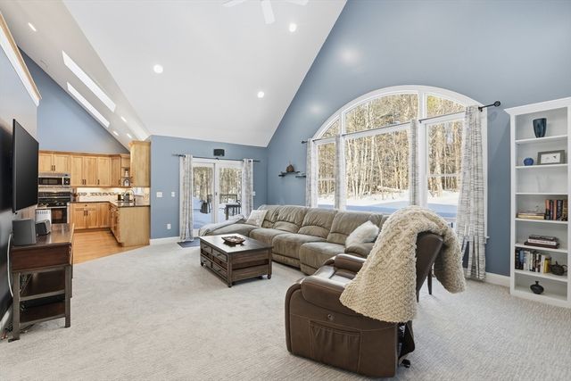 15 Gilson Road, Groton, MA 01450