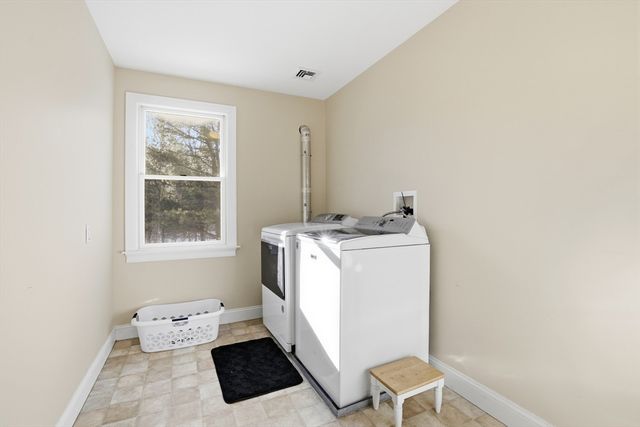 15 Gilson Road, Groton, MA 01450