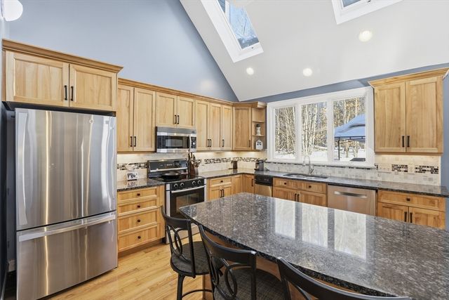 15 Gilson Road, Groton, MA 01450