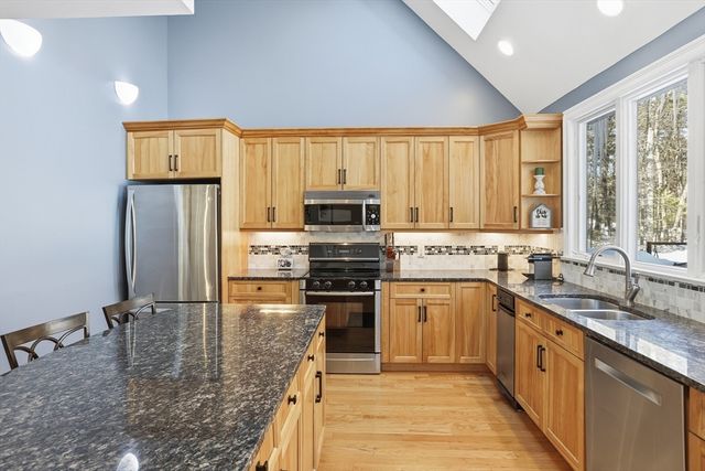 15 Gilson Road, Groton, MA 01450