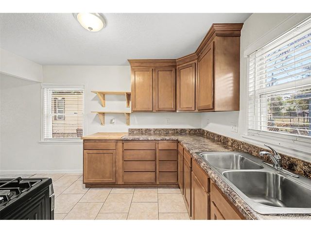 1343 Havana St, Aurora, CO 80010