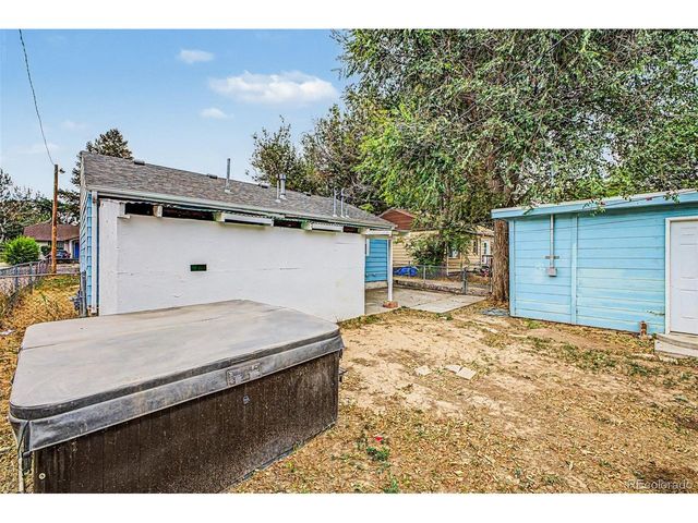 1343 Havana St, Aurora, CO 80010