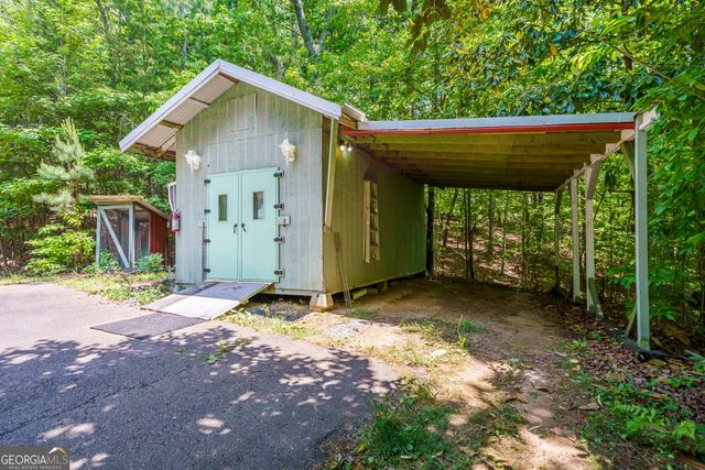 9121 Roy Road, Ellijay, GA 30536