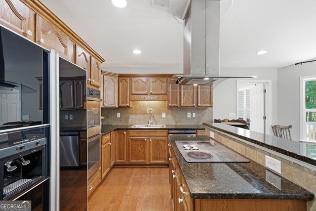 9121 Roy Road, Ellijay, GA 30536