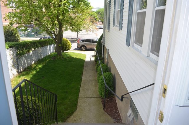 26-28 Alton St 28, Arlington, MA 02474