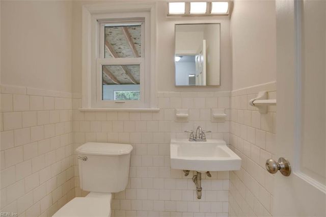 112 Tillerson DR, Newport News, VA 23602