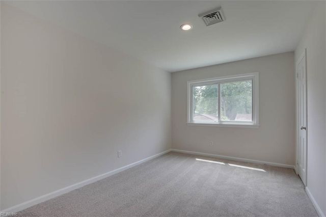 112 Tillerson DR, Newport News, VA 23602