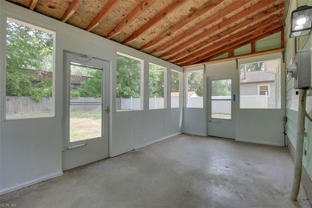 112 Tillerson DR, Newport News, VA 23602
