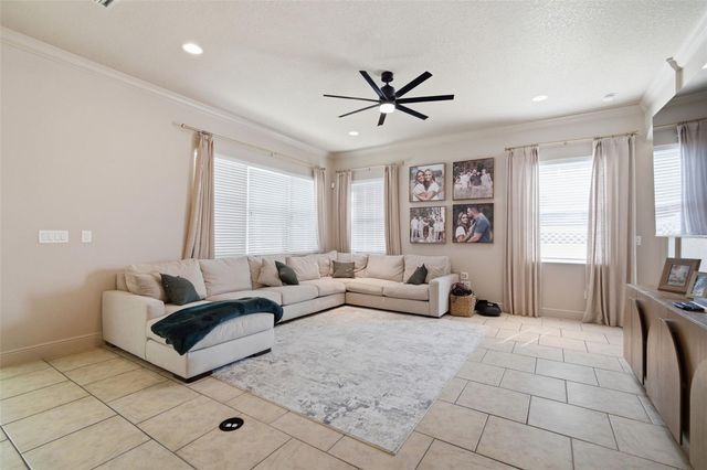 3220 AZURE SKY WAY, Wesley Chapel, FL 33544