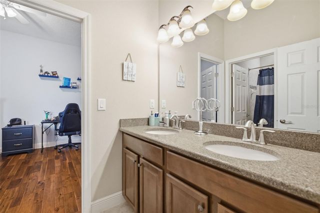 3220 AZURE SKY WAY, Wesley Chapel, FL 33544