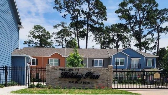 5262 Ella Boulevard 701A, Houston, TX 77018