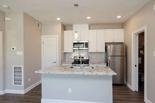 5262 Ella Boulevard 701A, Houston, TX 77018