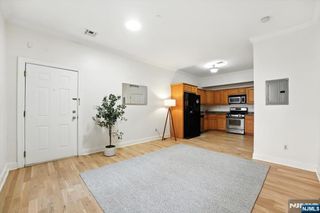 85 Broadway 1E, Jersey City, NJ 07306