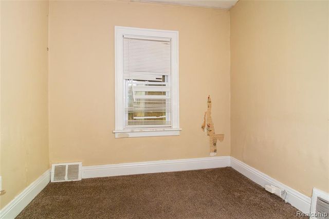 22118 Ulster Street, Detroit, MI 48219