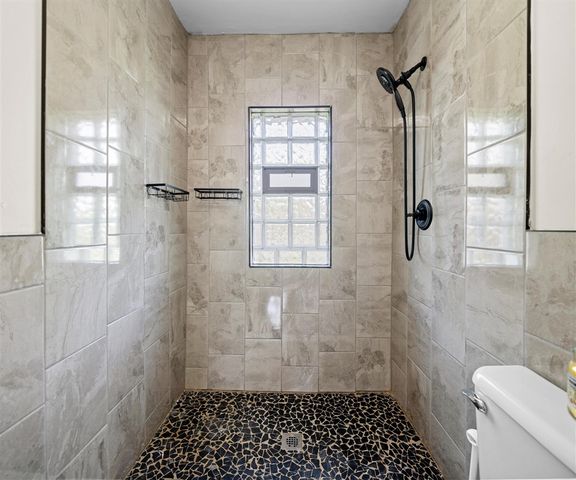 24108 Martinsville Road, Belleville, MI 48111