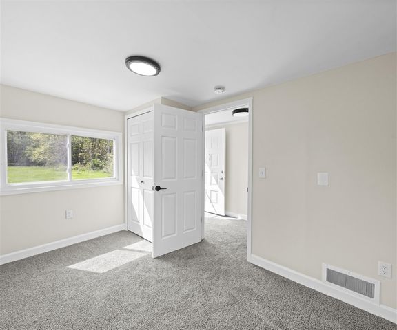 24108 Martinsville Road, Belleville, MI 48111