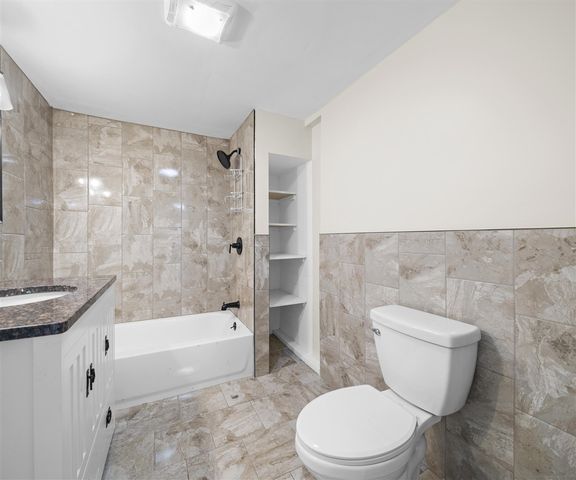 24108 Martinsville Road, Belleville, MI 48111