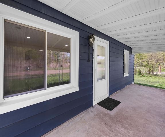 24108 Martinsville Road, Belleville, MI 48111