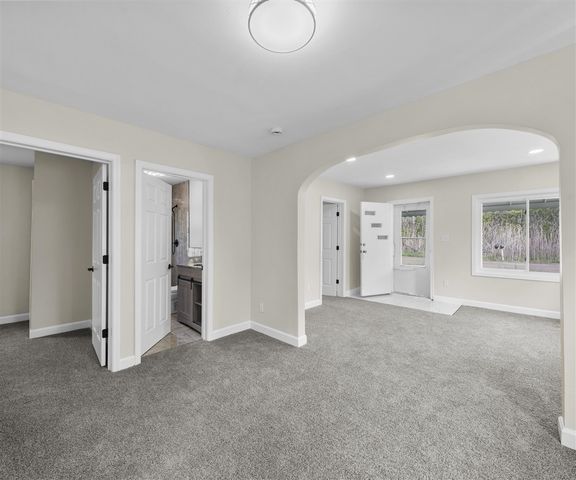 24108 Martinsville Road, Belleville, MI 48111