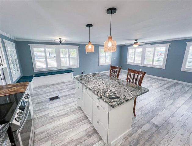11291 Bougainvillea LN, Fort Myers Beach, FL 33931