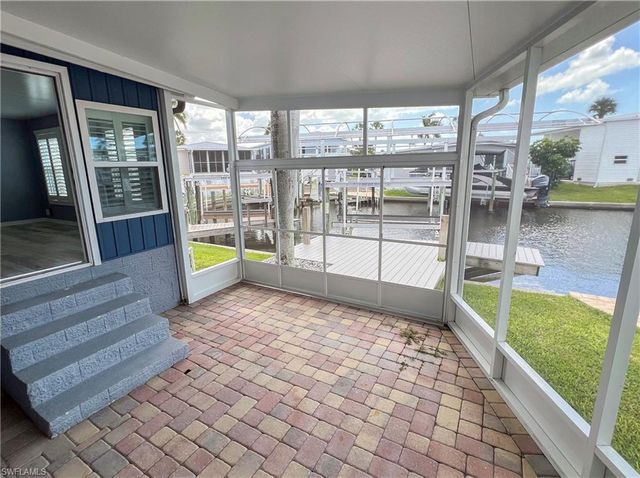 11291 Bougainvillea LN, Fort Myers Beach, FL 33931