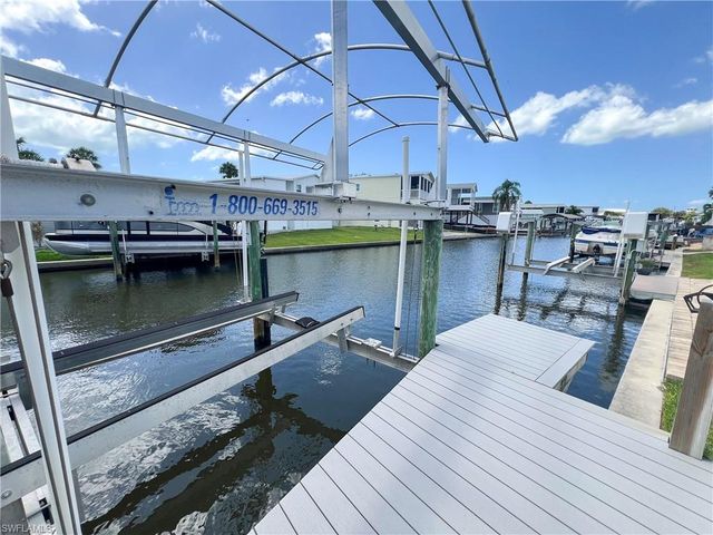 11291 Bougainvillea LN, Fort Myers Beach, FL 33931