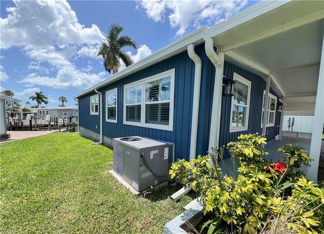 11291 Bougainvillea LN, Fort Myers Beach, FL 33931