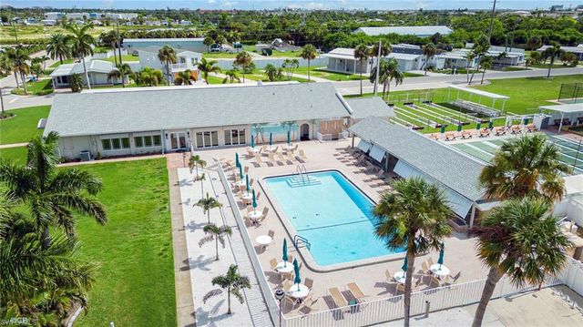 11291 Bougainvillea LN, Fort Myers Beach, FL 33931