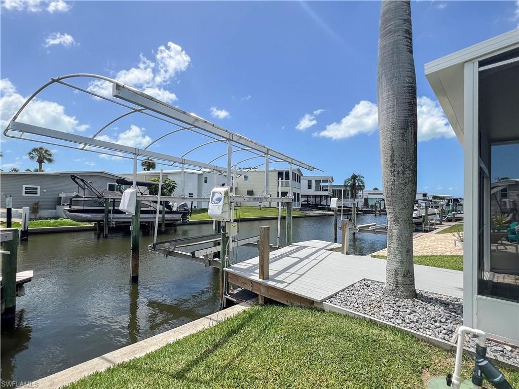11291 Bougainvillea LN, FORT MYERS BEACH, FL 33931 — photo 2
