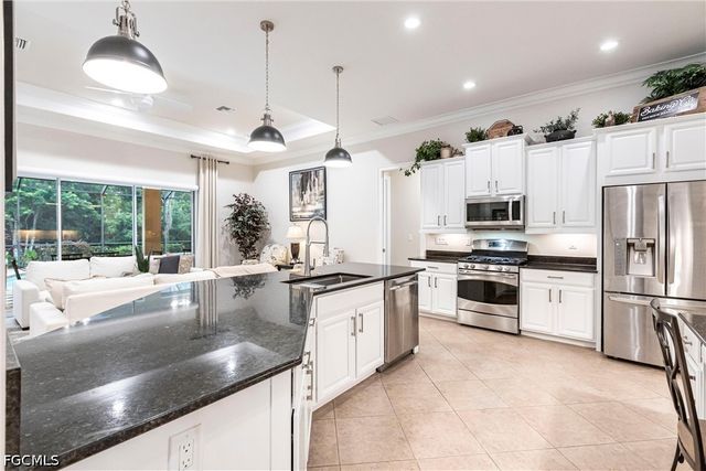 3971 Otter Bend CIR, Fort Myers, FL 33905