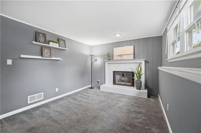 12113 W 48th Terrace, Shawnee, KS 66216
