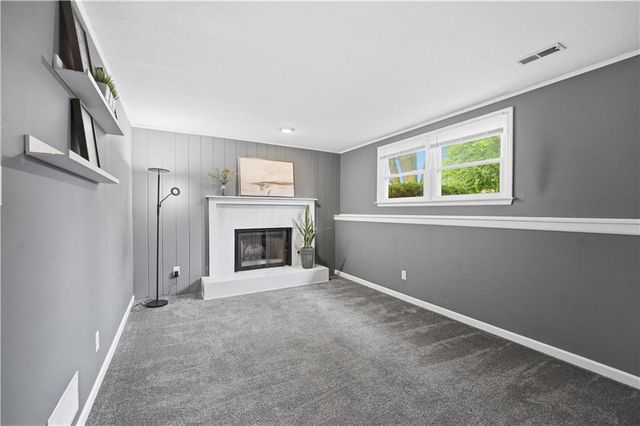 12113 W 48th Terrace, Shawnee, KS 66216