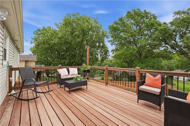 12113 W 48th Terrace, Shawnee, KS 66216