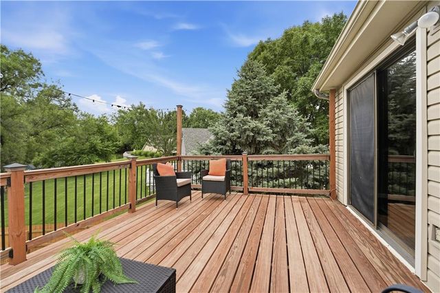 12113 W 48th Terrace, Shawnee, KS 66216