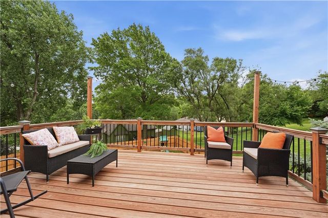 12113 W 48th Terrace, Shawnee, KS 66216