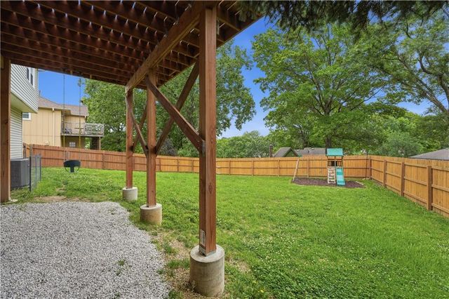 12113 W 48th Terrace, Shawnee, KS 66216