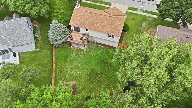 12113 W 48th Terrace, Shawnee, KS 66216