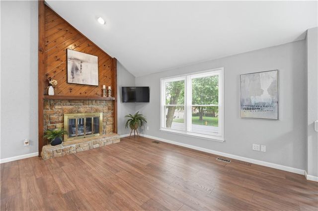 12113 W 48th Terrace, Shawnee, KS 66216