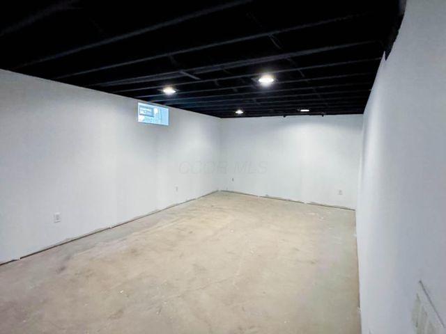 13305 Pickerington Road, Pickerington, OH 43147