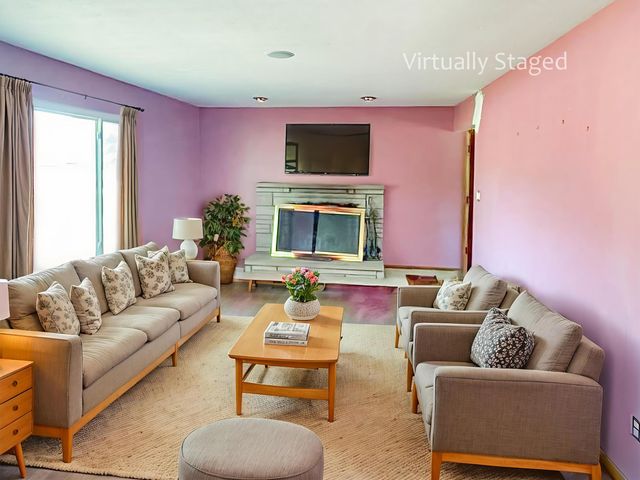 13305 Pickerington Road, Pickerington, OH 43147