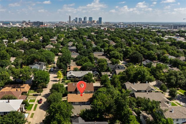2107 College Avenue, Fort Worth, TX 76110