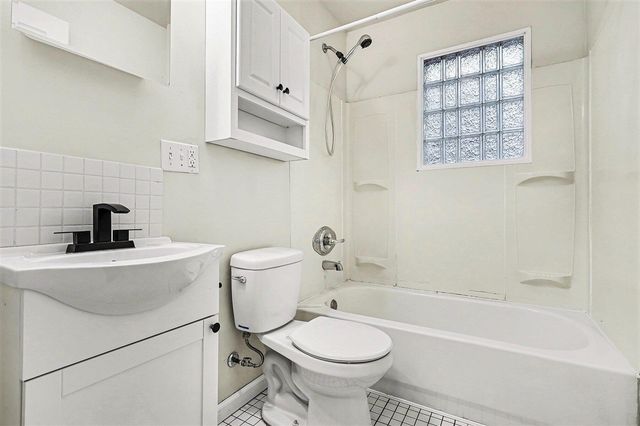 270 Helmar Court, Benton Harbor, MI 49022