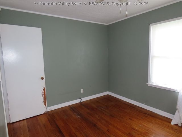 9104 Maryland Avenue, Marmet, WV 25315