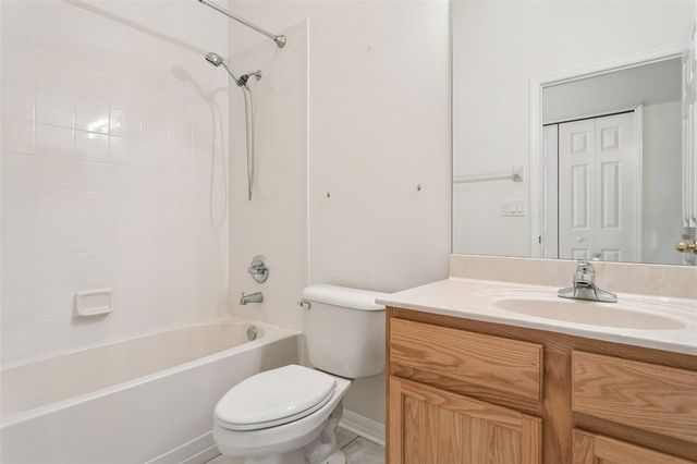 5246 BRADDOCK DRIVE, Zephyrhills, FL 33541