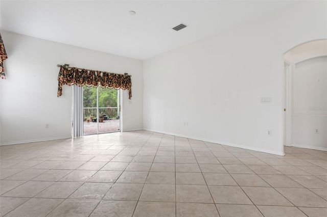 5246 BRADDOCK DRIVE, Zephyrhills, FL 33541